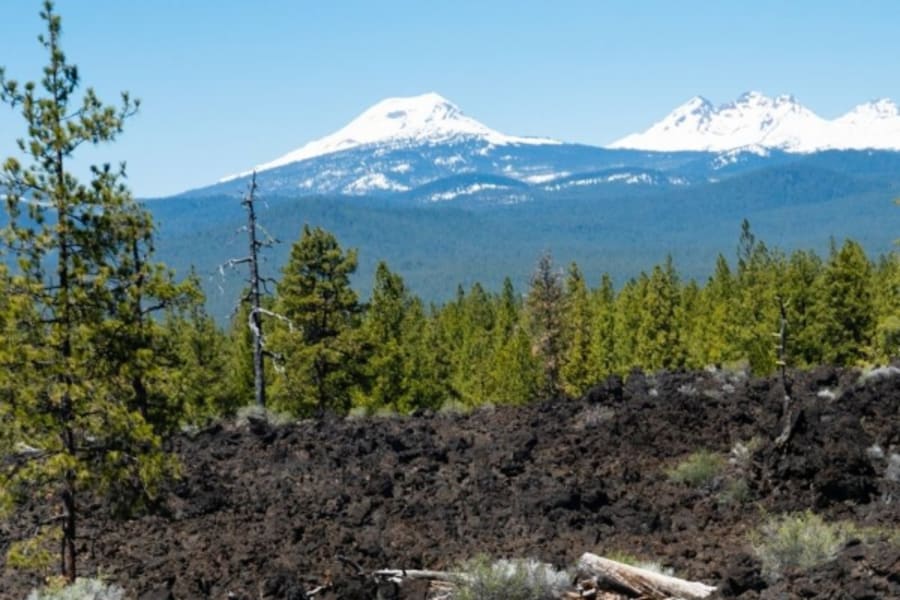 Beautiful Oregon mountain view