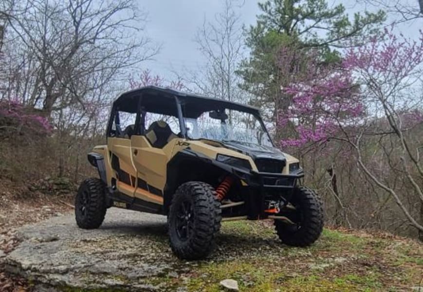 Polaris RZR on dirt trail in Arkansas