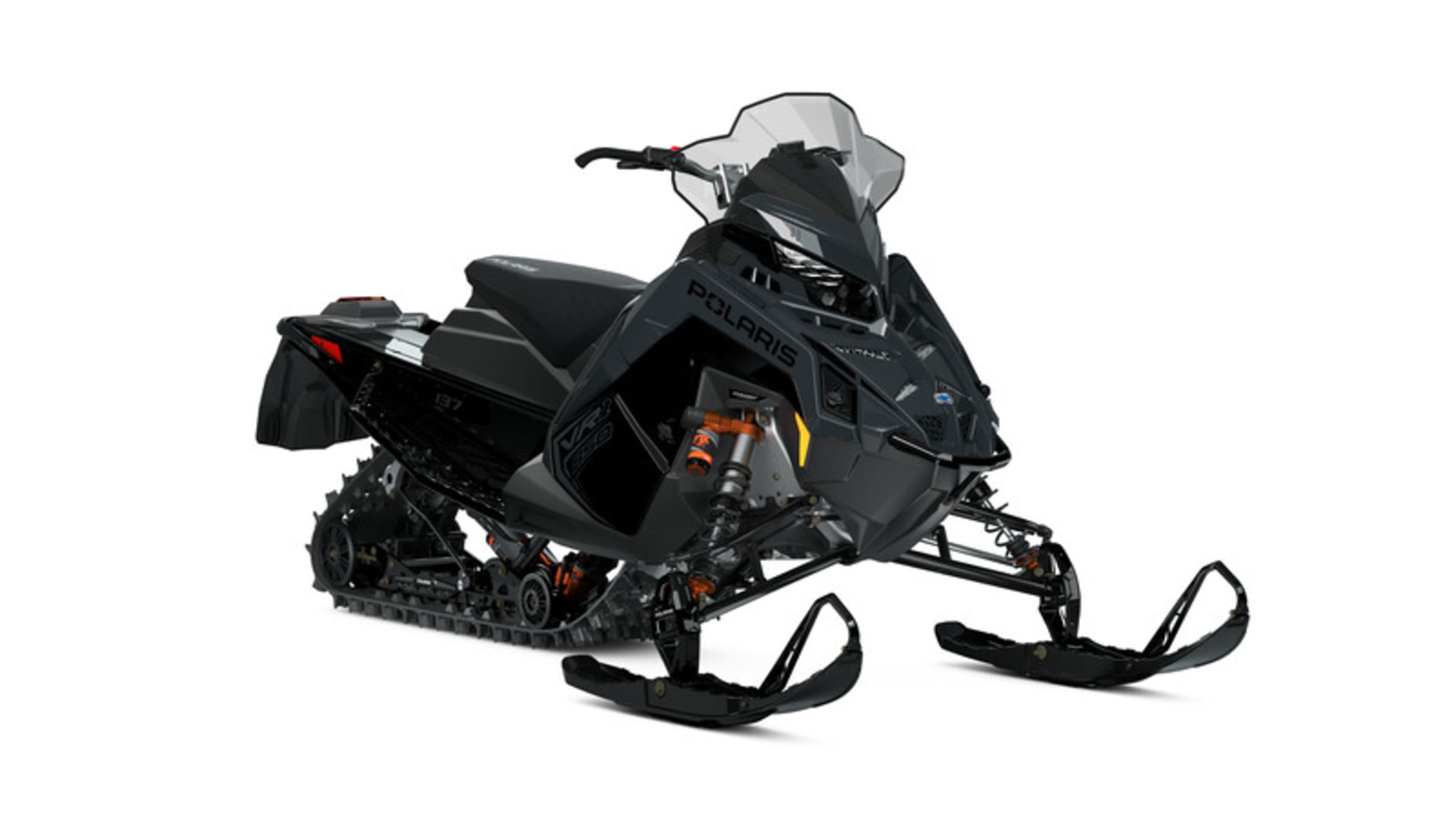 850 Indy VR1 Dynamix 137"